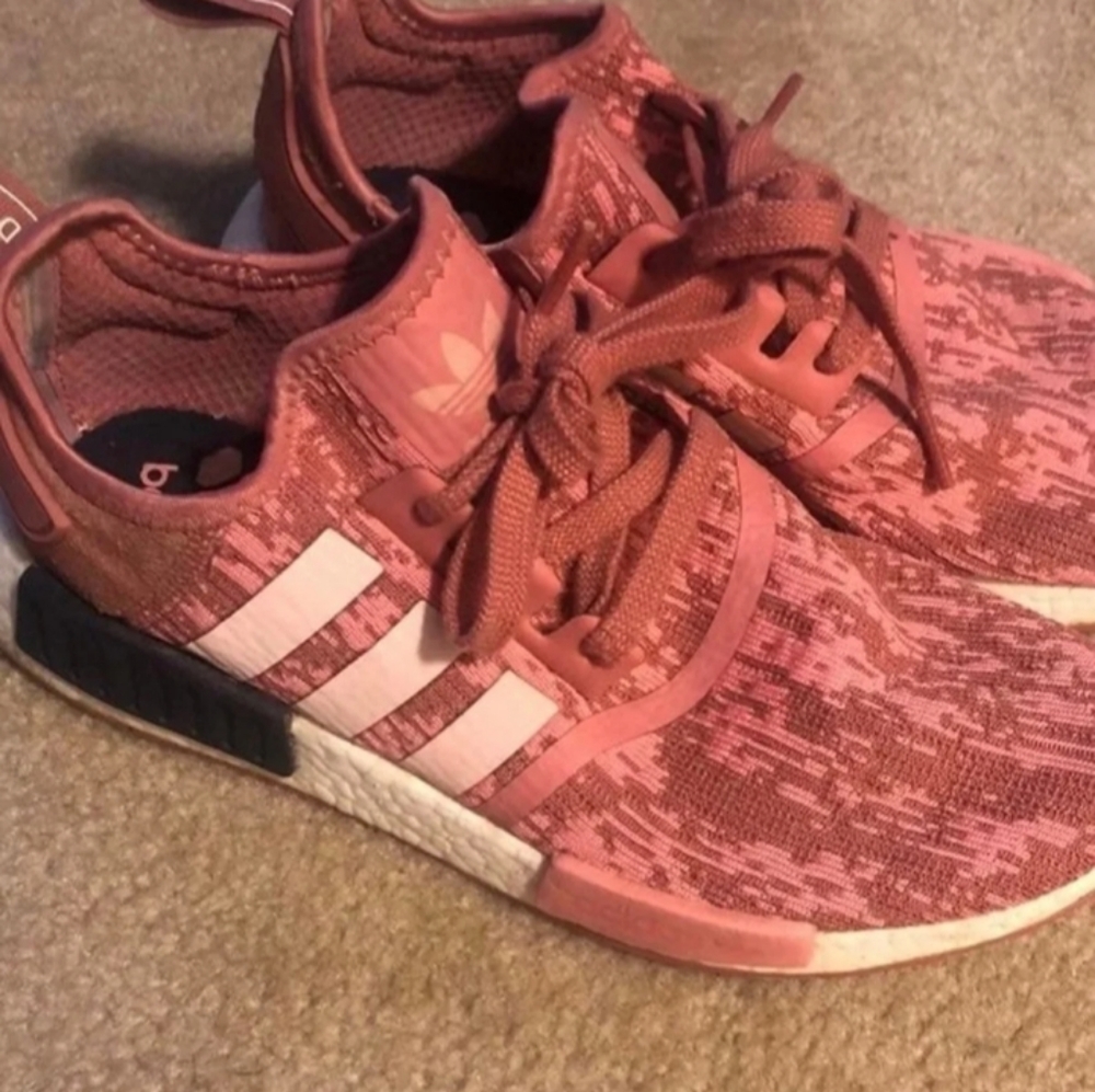 Adidas NMD R1 Pink Women's Shoes Size 9.5